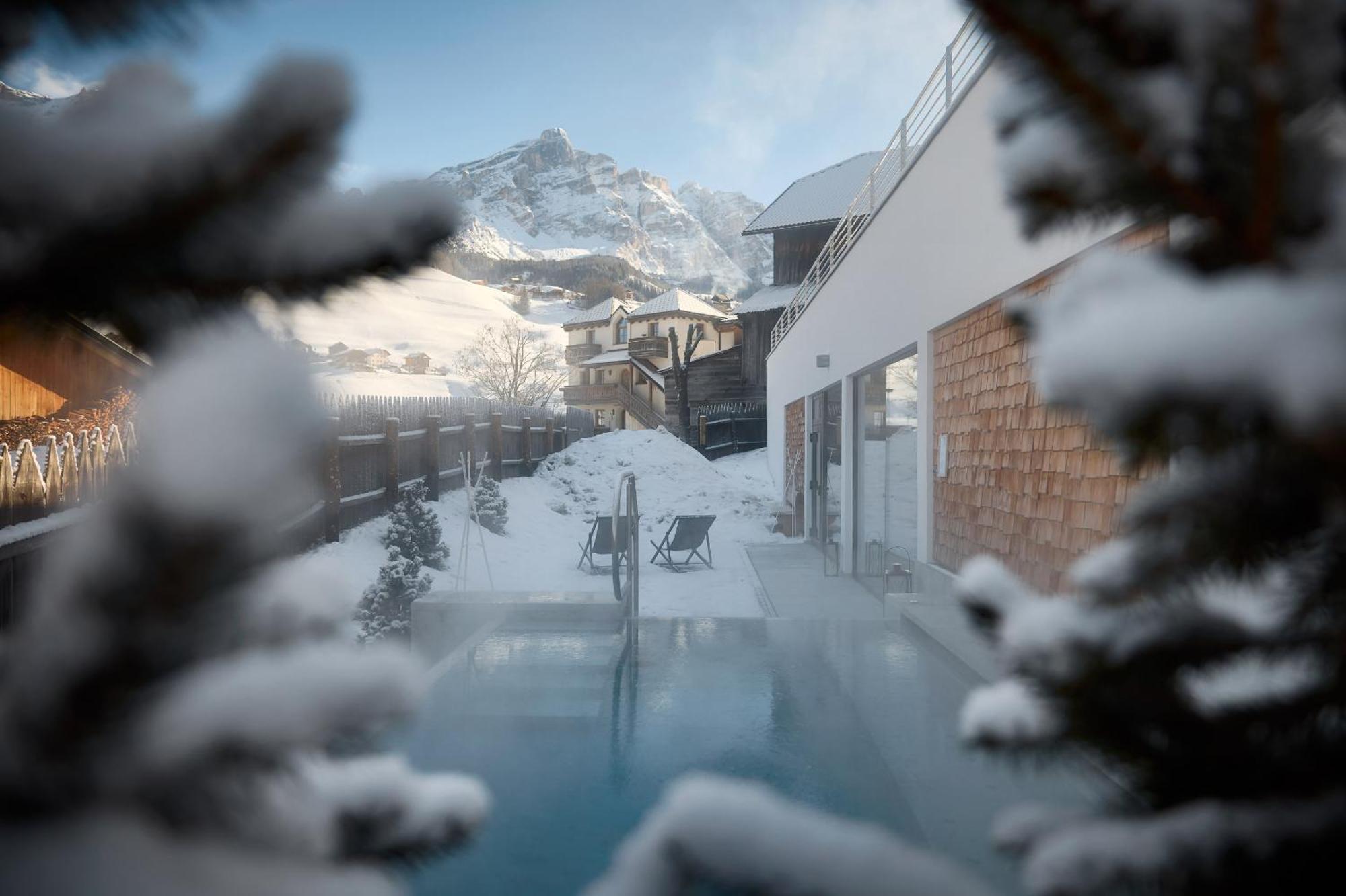 Hotel Des Alpes La Villa  Exterior photo